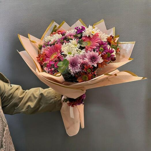 Renkli Kır Çiçekleri Buketi