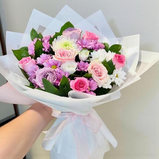 Mevsim Çiçeği Buketi – Renklerin Uyumuyla Zarif ve Taze Bir Hediye