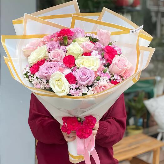 Pembe Duşler Buketi