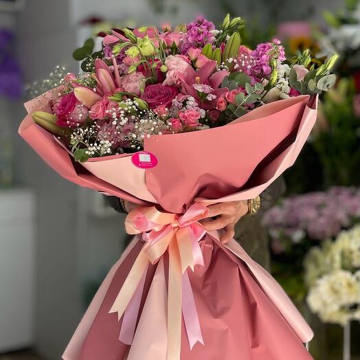 LARGE MIXED FLOWER BOUQUET