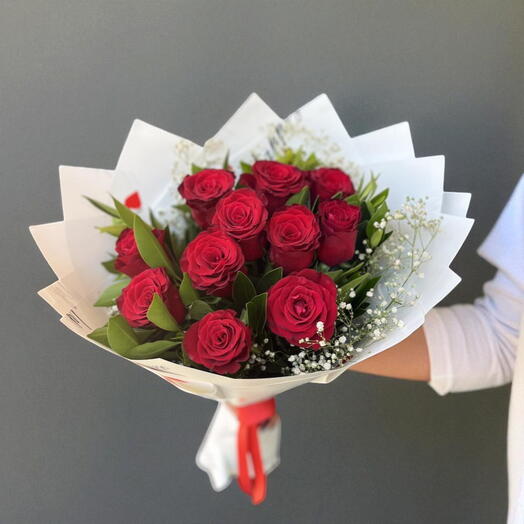 11 li kırmızı gul