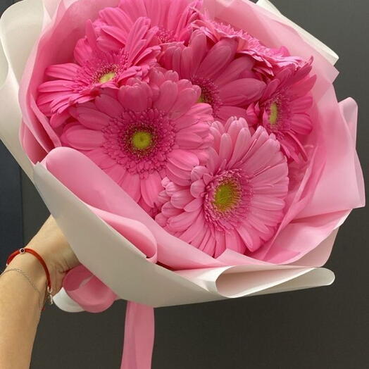 Pembe gerbera buketi