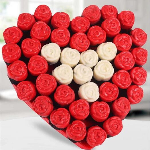 Kalpten Kalbe Çikolata Kaplı Gul Kekler