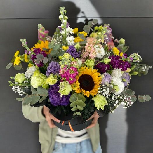 Warm your loved one s heart with a colorful flower box