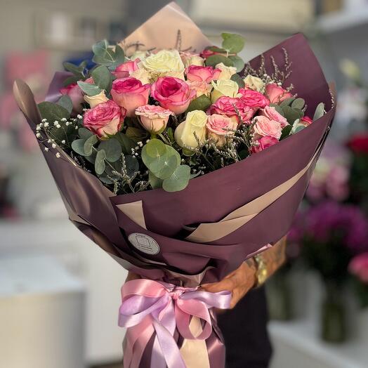 33 adet karışık guller