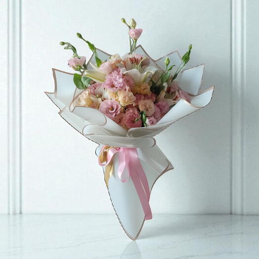 Soft bouquet lisianthus