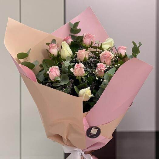 Bouquet of 13 pink and white roses
