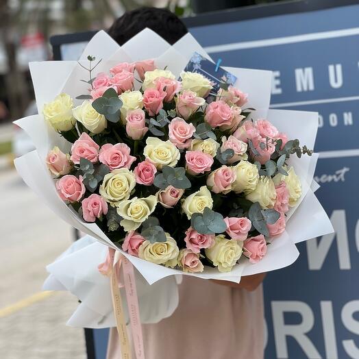 51 pink   white roses bouquet