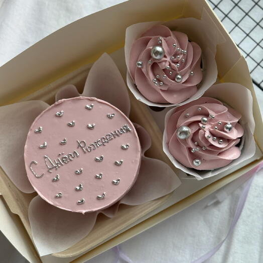 Elegant Pink Bento Cake   Cupcakes