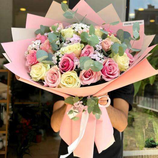 Pembe Beyaz Gul Buketi